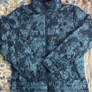 NWOT. The North Face Navy Patterned Outerwear